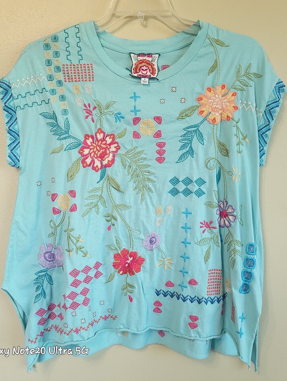 Johnny Was Katie Relaxed Drape Tee Embroidered Boho Aqua Blue Cotton T-Shirt EUC